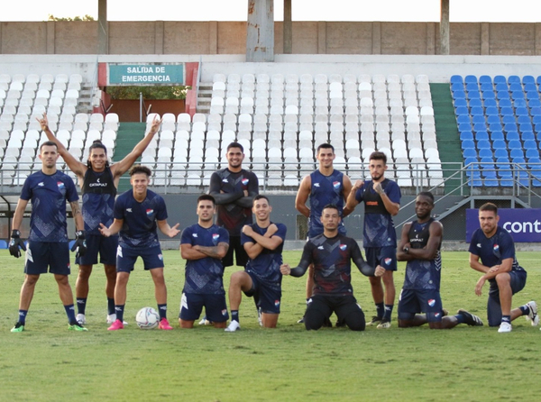 La Academia no toca el equipo