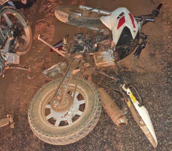 Adolescente en moto choca contra máquina, en zona de construcción de ruta - ABC en el Este - ABC Color