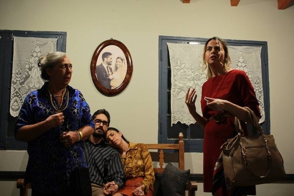 Diario HOY | Teatro Mbyky "Intercultural", en modo virtual