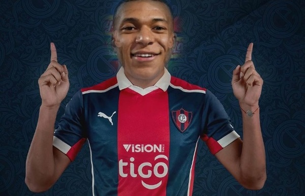 Kylian Mbappé saluda a Cerro Porteño