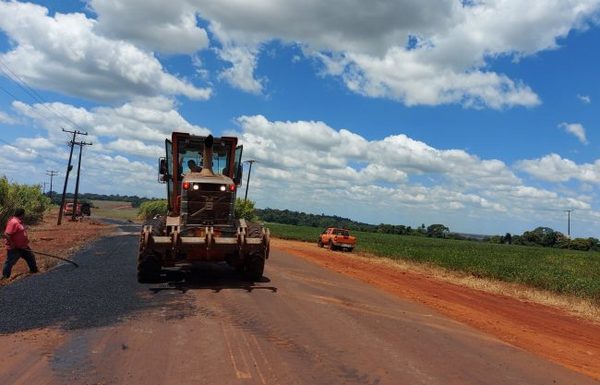 TRAS MESES DE QUEJAS EL MOPC REPARA TRAMO CRUCE KIMEX – KRESSBURGO