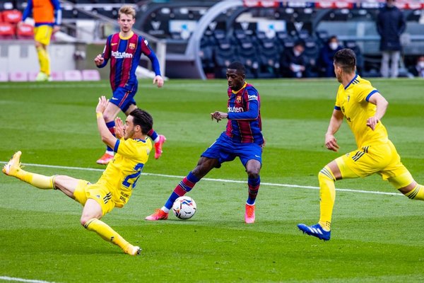 El Barça deja dos puntos en casa ante el Cádiz