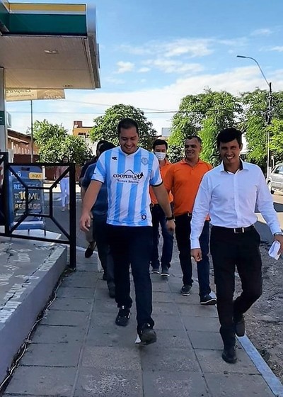 Cuestionan DESATINADA actitud de Miguel Prieto de hacer POLITICA con camiseta de GUAIREÑA