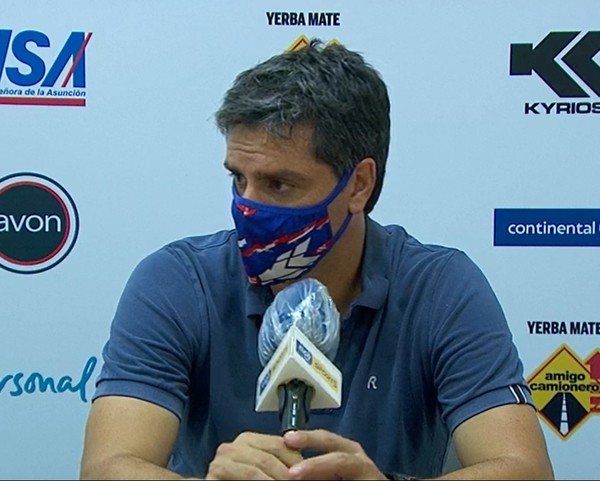 Rodrigo López lamenta no poder trepar en la tabla