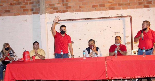 La Nación / Lilian “construye” con los escombros en Lambaré