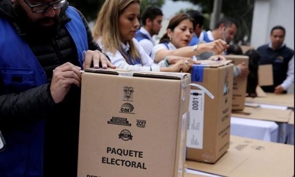 Ecuador anunció los dos candidatos que van a segunda vuelta