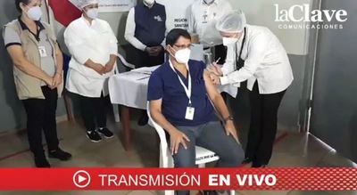 Histórico: primer altoparanaense recibe vacuna anticovid