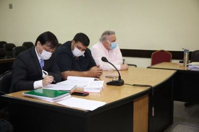 Prosigue juicio contra Óscar González Daher y su hijo por enriquecimiento