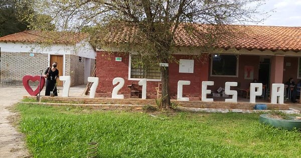 La Nación / Cierra escuela por COVID-19: sospechan que docentes se contagiaron durante inscripciones