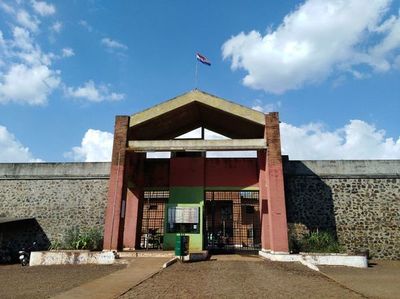 Tras el brote de Covid-19 en siete centros penitenciarios, ahora solo quedan tres casos activos en el Cereso, Encarnación - ADN Digital