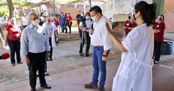 La Nación / “No me quiero morir en la escuela”, el reclamo de docente que se hace viral