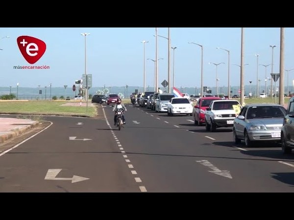 CON CARAVANA, DOCENTES SE MANIFESTARON PIDIENDO RETORNO SEGURO A CLASES
