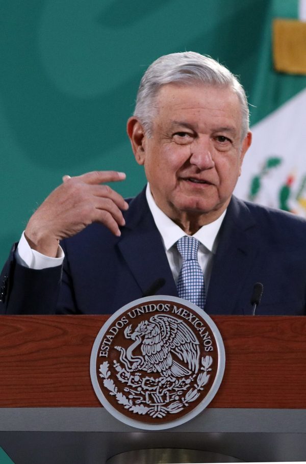 López Obrador dice que defender legalmente el glifosato es "tirar el dinero" - MarketData