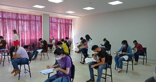 La Nación / Medicina de la UNA inicia su primer examen del periodo 2021 en modo COVID-19