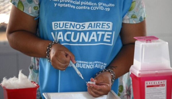 Difunden lista de beneficiados con vacunas VIP en Argentina