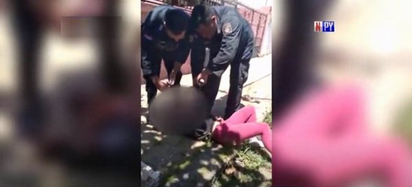 Justicia por mano propia: Vecinos capturan a supuesta ladrona | Noticias Paraguay