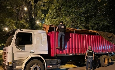 Diario HOY | Incautan camión con varias toneladas de azúcar ingresadas de contrabando