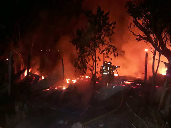 «Lembu» incendió y dejo en cenizas dos viviendas
