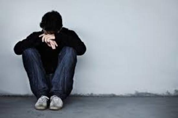 Piden prudencia en manejo de la información sobre suicidios