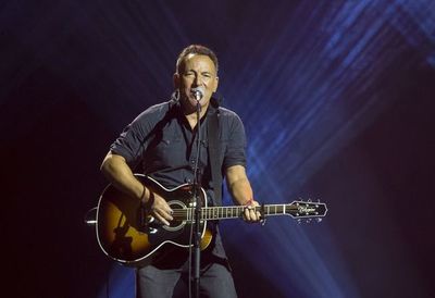 Obama y Springsteen lanzan podcast en Spotify - Gente - ABC Color