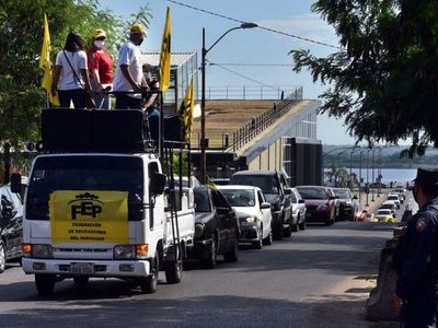 Docentes exigen que se posterguen las clases presenciales  por  un mes
