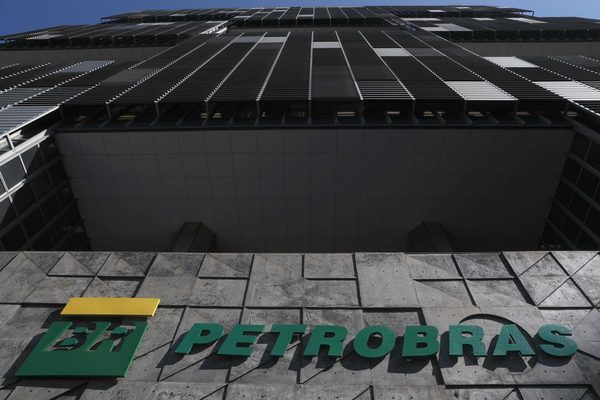Petrobras repunta más de 6 % en la bolsa tras el desplome por el relevo del presidente - MarketData