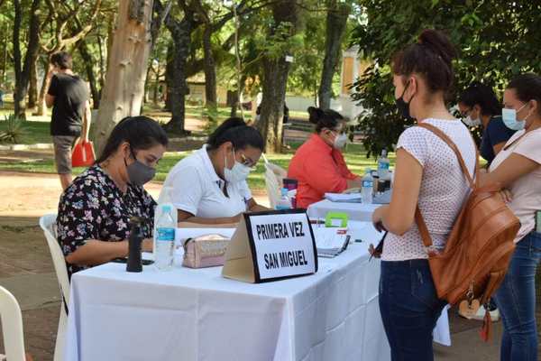En Misiones se iniciaron recepción de carpetas de interesados en becas universitarias