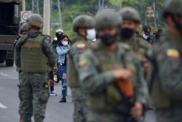 Más de 50 fallecidos en amotinamientos en tres cárceles de Ecuador - Mundo - ABC Color