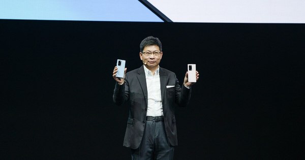 La Nación / Huawei anuncia la llegada del smartphone plegable Mate X2