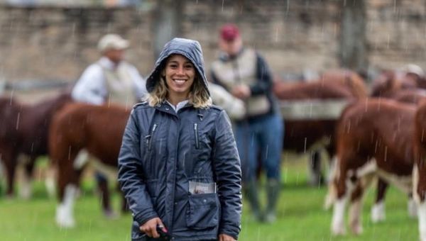 Patricia Riquelme: “Trabajar en ganadería además de ser apasionante, es un aprendizaje constante”