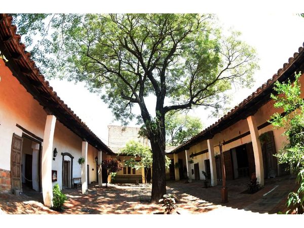 Arte e historia se conjugan en el museo Juan Sinforiano Bogarín