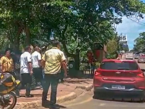 CDE: Choferes piden garantías para trabajar tras agresiones de taxistas