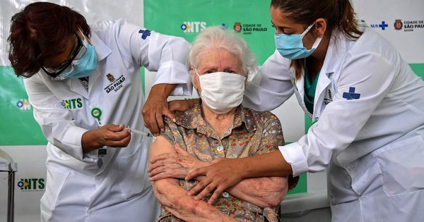 La Nación / Brasil aprueba uso de la vacuna anticovid de Pfizer a gran escala