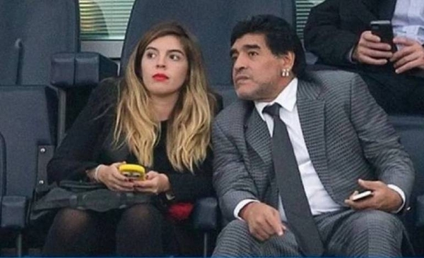Diario HOY | Citan a hijas de Maradona para prestar declaración testimonial por su muerte
