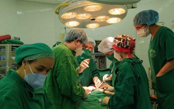 Primer Paciente con Diálisis Peritoneal en Clínicas recibe un trasplante de riñón gracias a donante cadavérico
