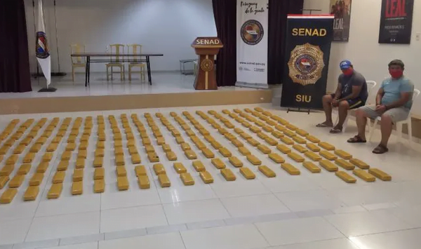 Dos hombres detenidos con más de 210 kilos de marihuana prensada - Noticiero Paraguay