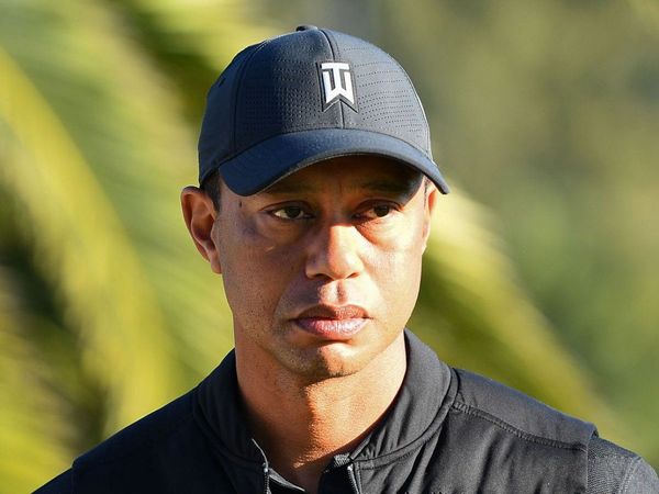 Tiger Woods se recupera de "larga" cirugía en pie, tobillo, tibia y peroné