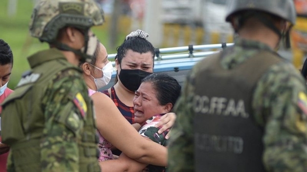 Al menos 75 muertos en una ola de violencia en varias cárceles de Ecuador