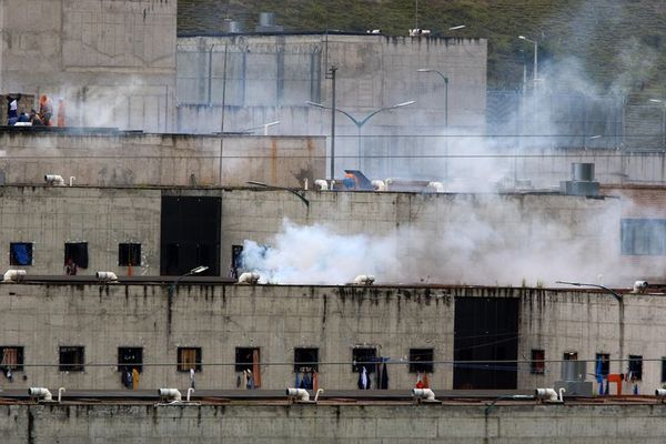 Aumenta a 79 el número de víctimas por motines en cárceles en Ecuador - ADN Digital