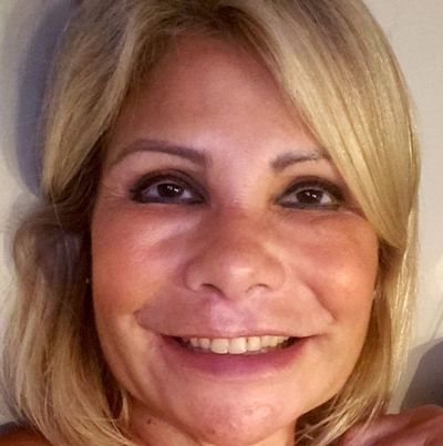 Cirujana estética del Materno de Trinidad se niega a disculparse con sus colegas por improperios - Nacionales - ABC Color