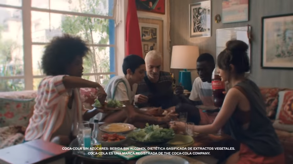 Alfabeto, la nueva campaña de Coca Cola para regalar sentimientos positivos | Ñanduti