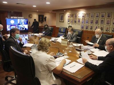 Martínez Simón responde críticas tras elección de titular de la CSJ