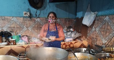 La Nación / Del comedor a la olla popular: “La mujer paraguaya es así, está siempre en la lucha”