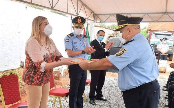 Inauguran base de operaciones de la Policía Nacional para protección de bosques y medio ambiente