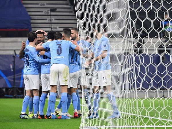 El City no deja opción al Gladbach y pone pie y medio en cuartos