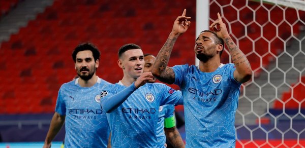 Manchester City castiga al Gladbach y acaricia los 'cuartos' de la Champions