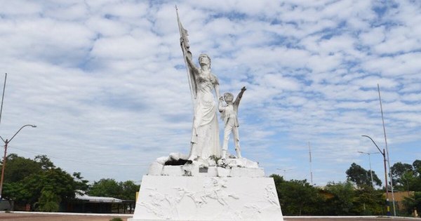 La Nación / Mujeres recordaron en su día la dura lucha por la igualdad