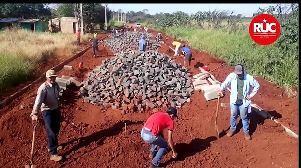 Descarada utilización de OBRAS de las Gobernación en campaña POLITICA