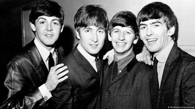 Universidad de Liverpool ofrece maestría en los Beatles