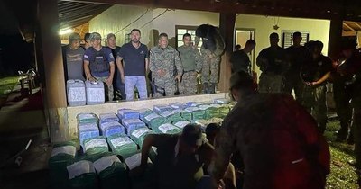 La Nación / Buscaban ganado robado, pero hallaron 1.344 kilos de cocaína en estancia de Alto Paraguay